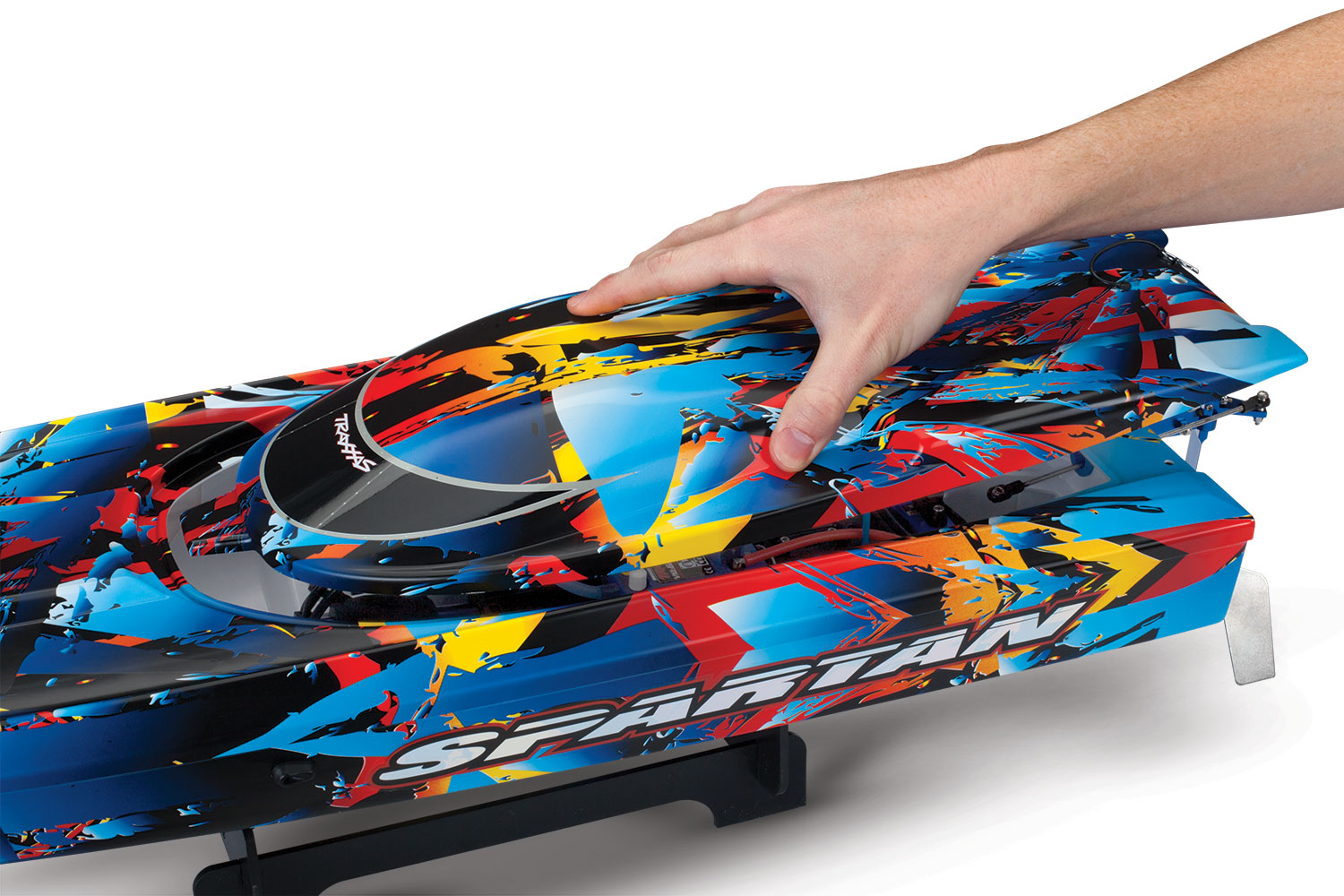 Спартан (TRA57076-4), вид спереди, быстросъемная крышка